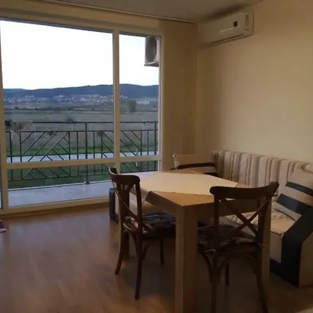 Private One-bedroom In Ohrid Fort Garden Apartament Słoneczny Brzeg